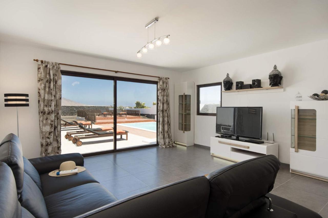 Villa Chinamar By Villa Plus Playa Blanca  Kültér fotó