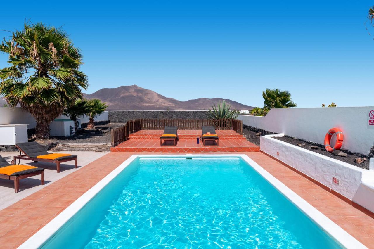 Villa Chinamar By Villa Plus Playa Blanca  Kültér fotó